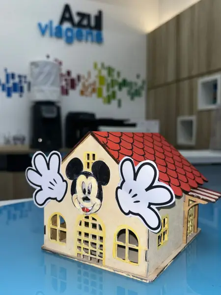 Oferecer casas de férias amplia as opções de hospedagem, proporcionando mais conforto, privacidade e flexibilidade para o cliente, tornando a viagem ainda mais personalizada.